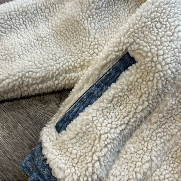 Pilcro & the Letterpress Women's Large Sherpa Denim Jacket - Picture 8 of 10
